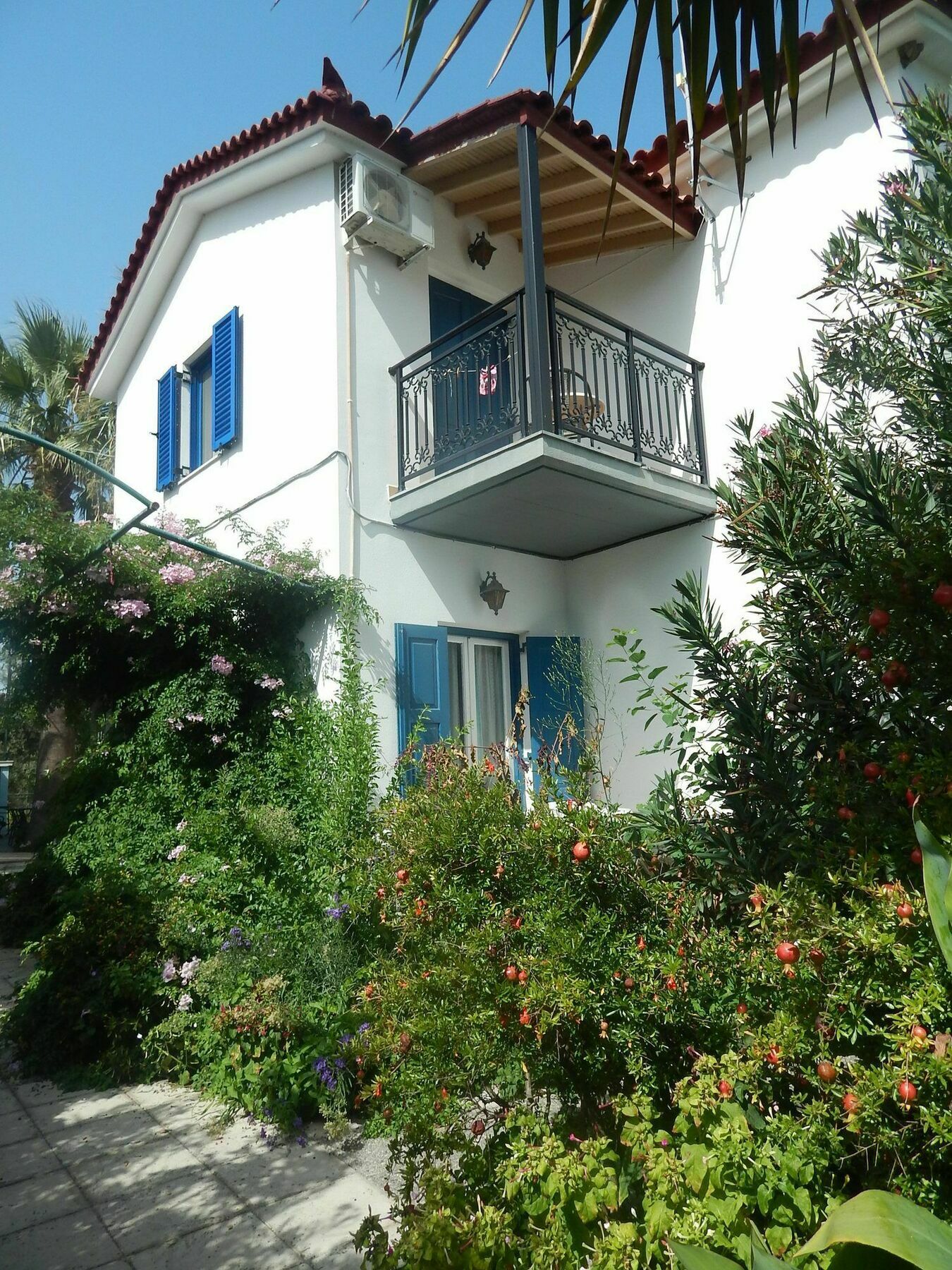 Anaxos Gardens 아파트 호텔 외부 사진